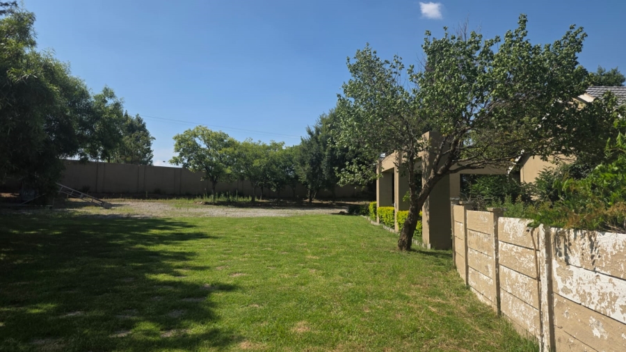 7 Bedroom Property for Sale in President Park Gauteng