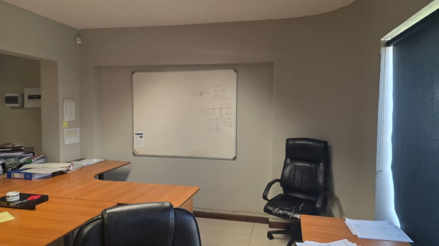7 Bedroom Property for Sale in President Park Gauteng