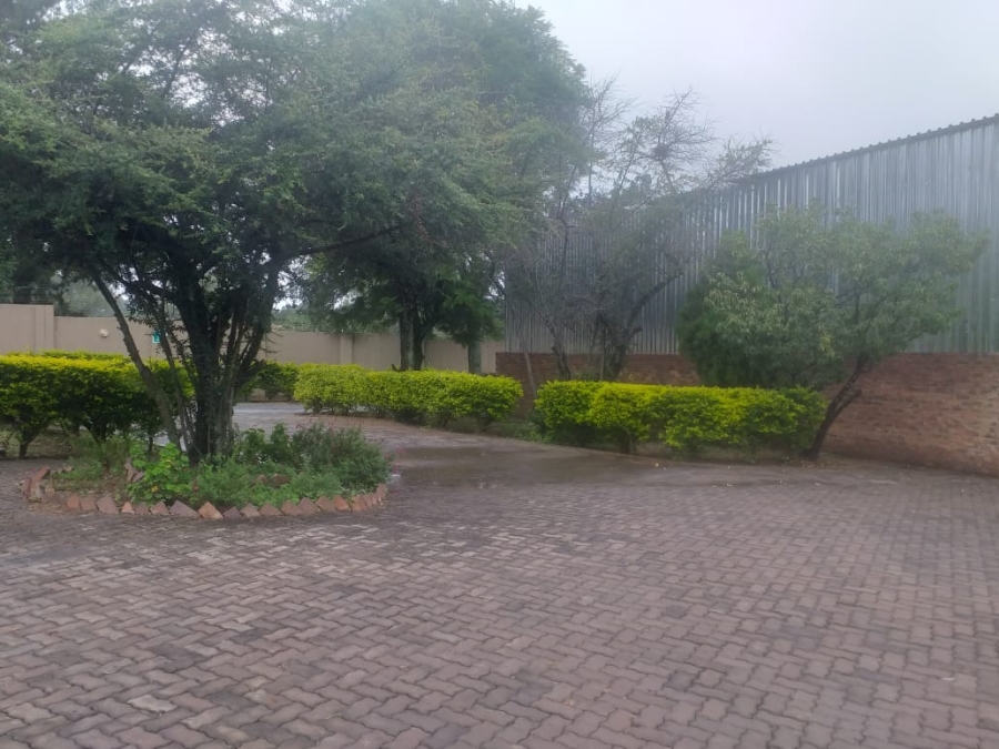 7 Bedroom Property for Sale in President Park Gauteng