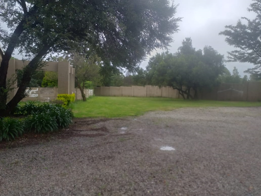 7 Bedroom Property for Sale in President Park Gauteng