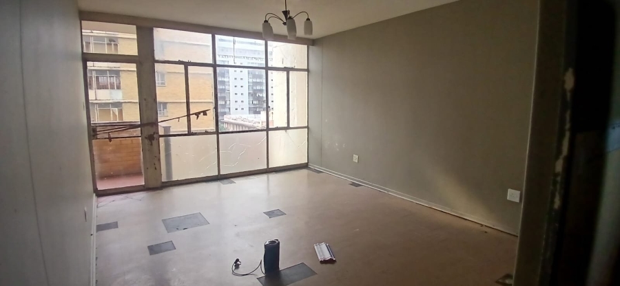 2 Bedroom Property for Sale in Hillbrow Gauteng