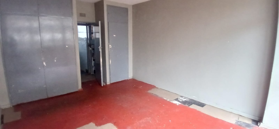 2 Bedroom Property for Sale in Hillbrow Gauteng
