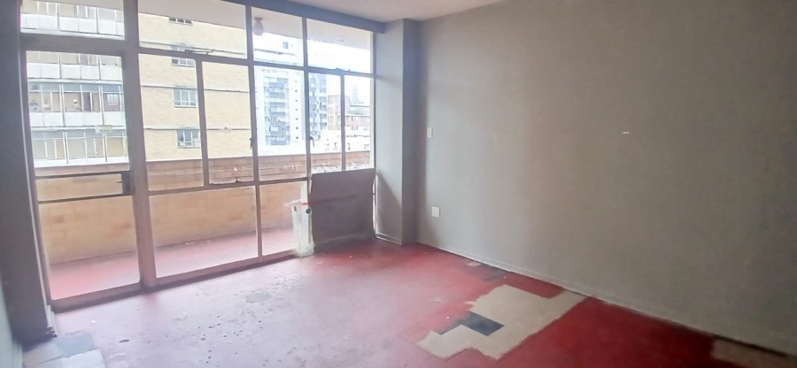 2 Bedroom Property for Sale in Hillbrow Gauteng