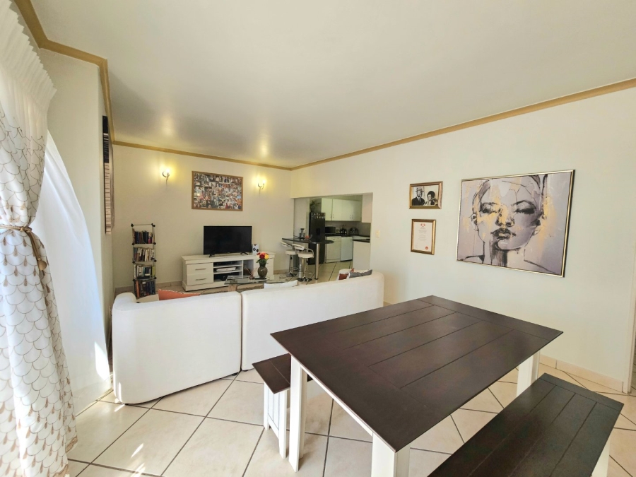 1 Bedroom Property for Sale in Broadacres Gauteng