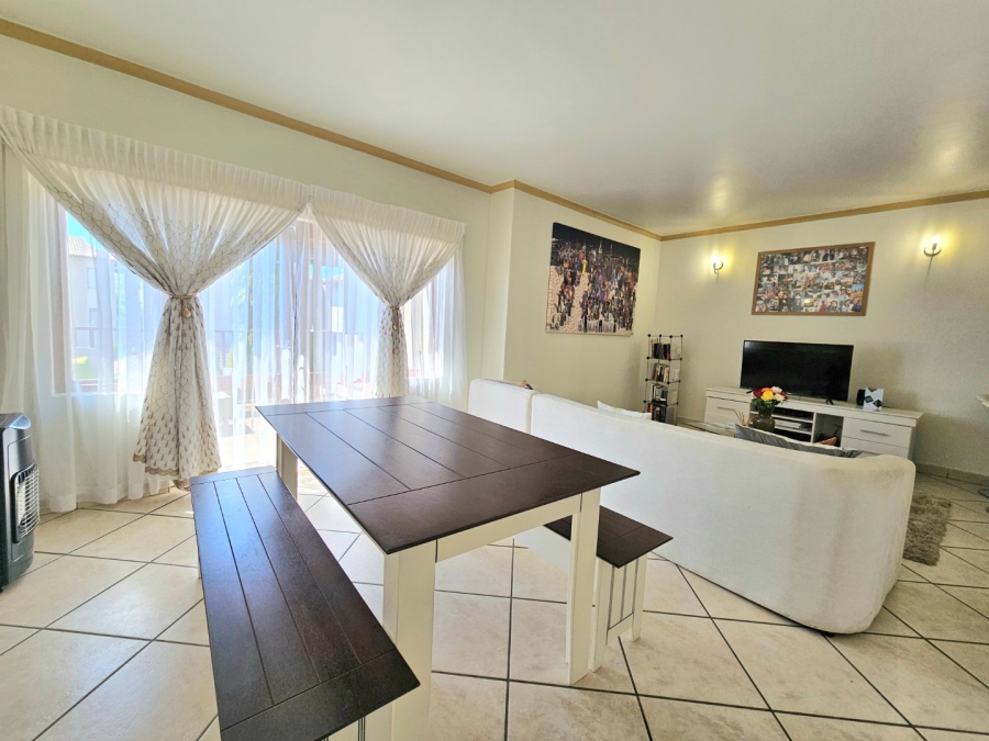 1 Bedroom Property for Sale in Broadacres Gauteng