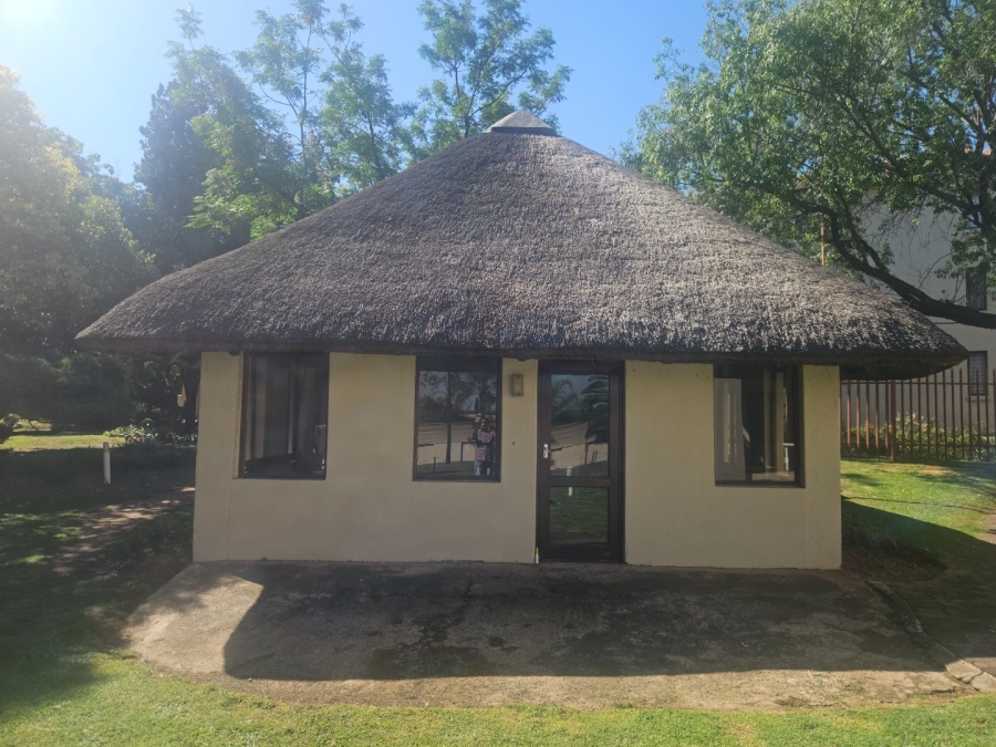 1 Bedroom Property for Sale in Broadacres Gauteng
