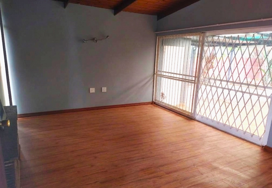 3 Bedroom Property for Sale in Sinoville Gauteng