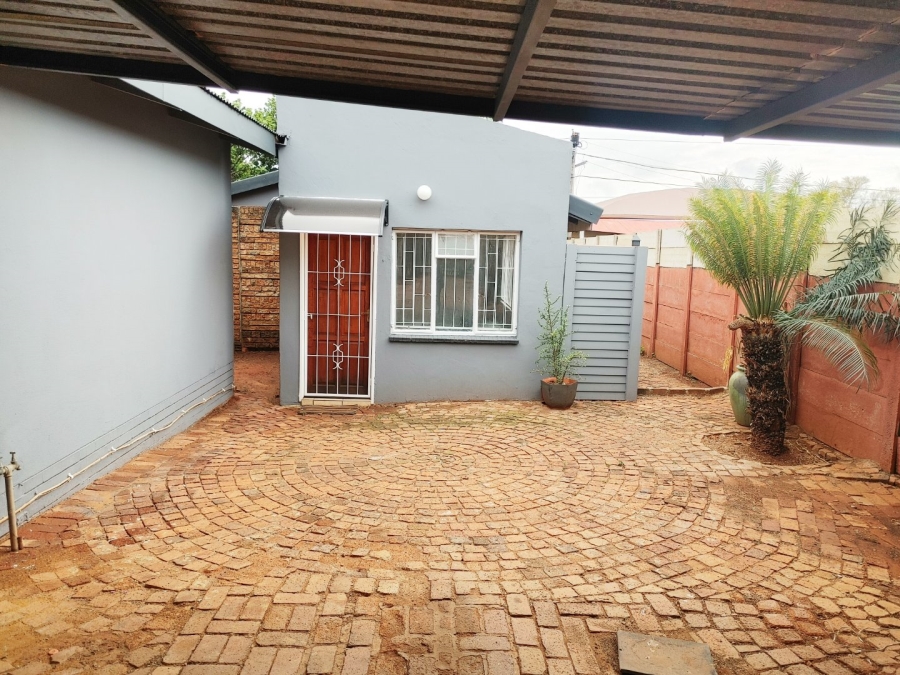 3 Bedroom Property for Sale in Sinoville Gauteng