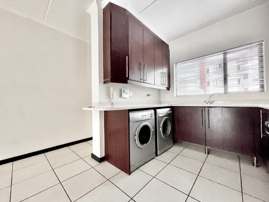 To Let 2 Bedroom Property for Rent in Acacia Gauteng