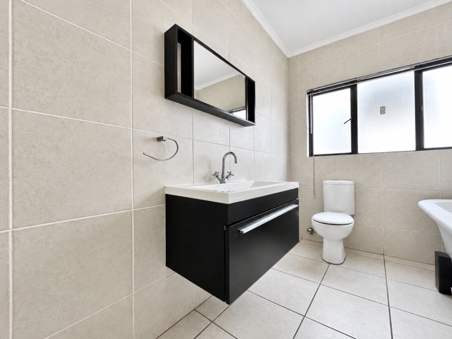 To Let 2 Bedroom Property for Rent in Acacia Gauteng