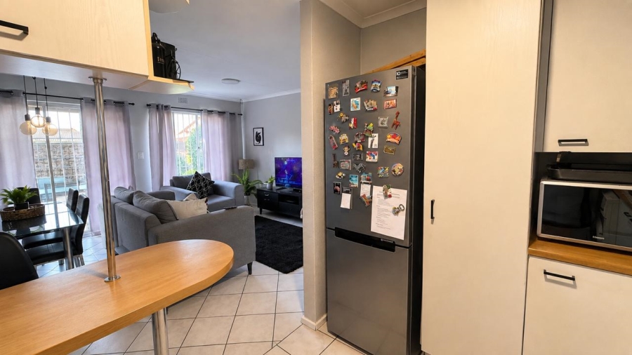 To Let 2 Bedroom Property for Rent in Eden Glen Gauteng