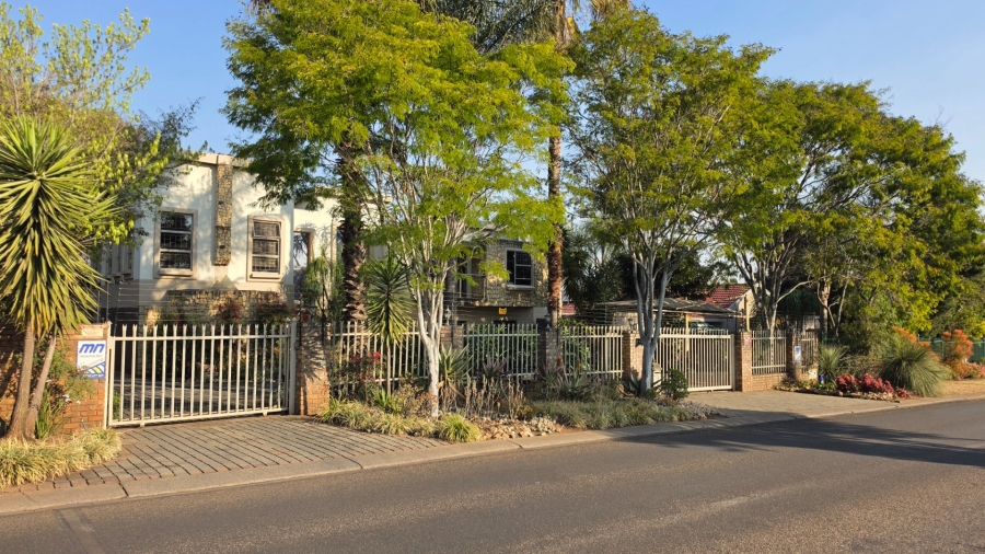 3 Bedroom Property for Sale in Wierda Park Gauteng