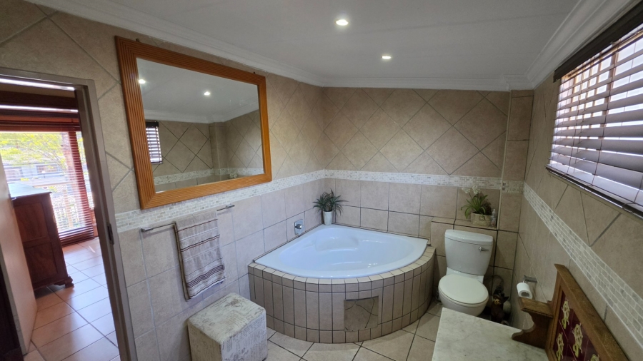 3 Bedroom Property for Sale in Wierda Park Gauteng