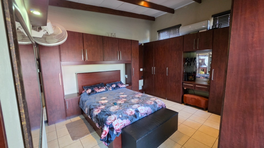 3 Bedroom Property for Sale in Wierda Park Gauteng