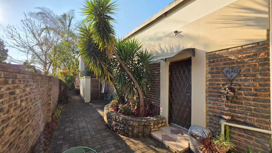 3 Bedroom Property for Sale in Wierda Park Gauteng