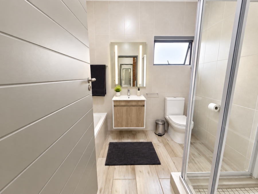 2 Bedroom Property for Sale in Carlswald Gauteng