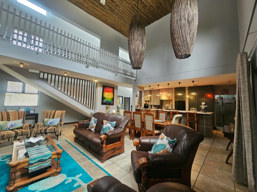  Bedroom Property for Sale in Willow Acres Gauteng