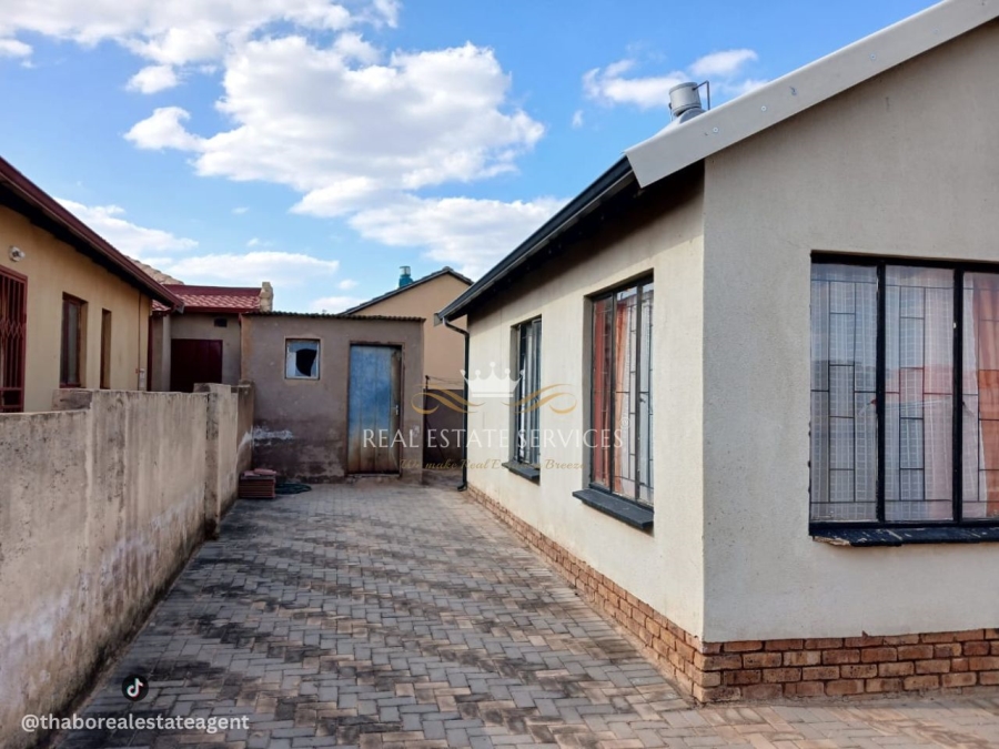3 Bedroom Property for Sale in Soshanguve East Ext 4 Gauteng
