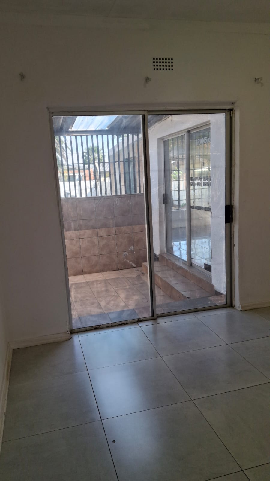 To Let 3 Bedroom Property for Rent in Birch Acres Gauteng