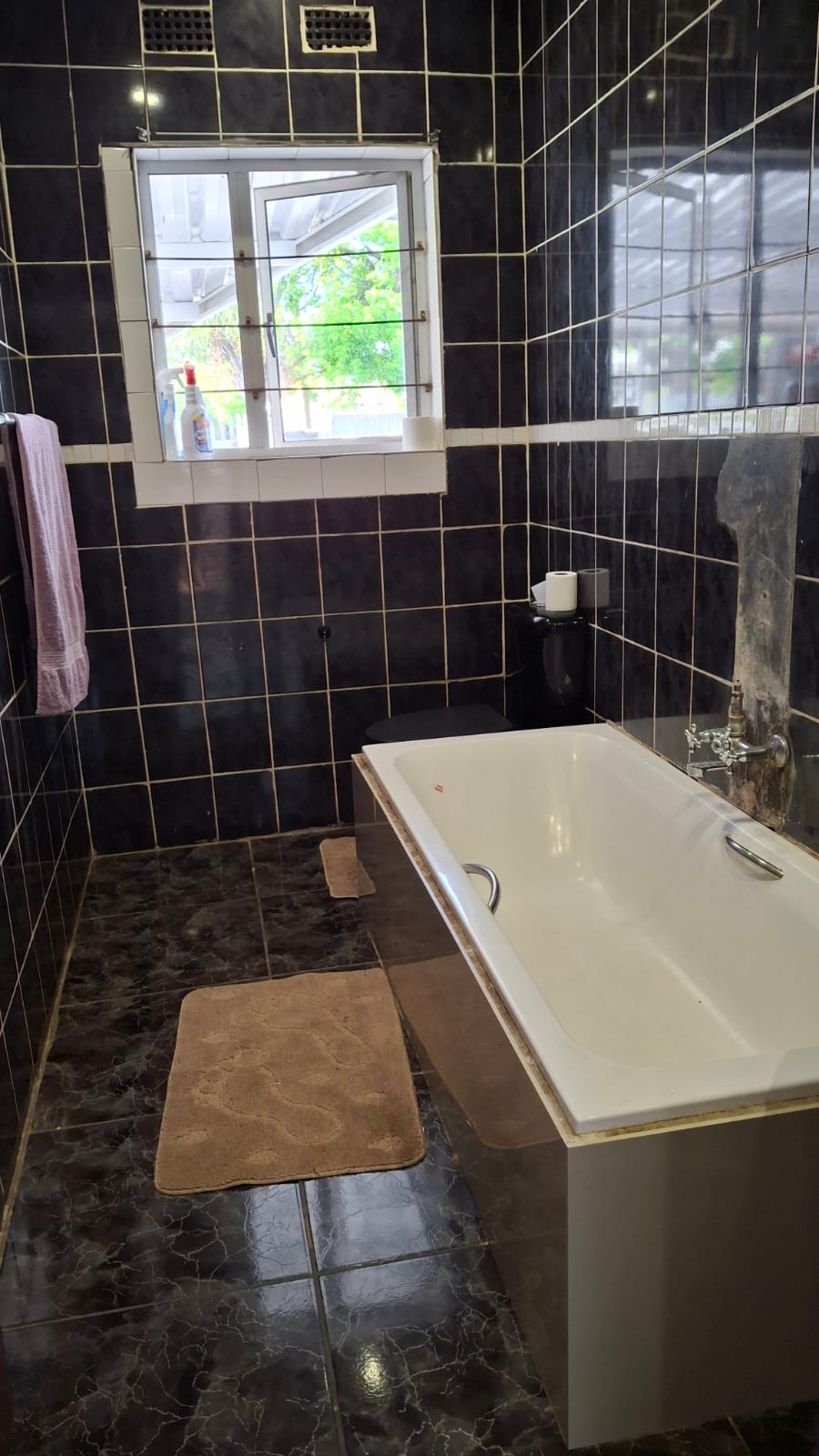 To Let 3 Bedroom Property for Rent in Birch Acres Gauteng