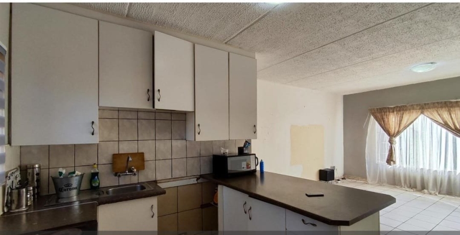 2 Bedroom Property for Sale in Norkem Park Gauteng
