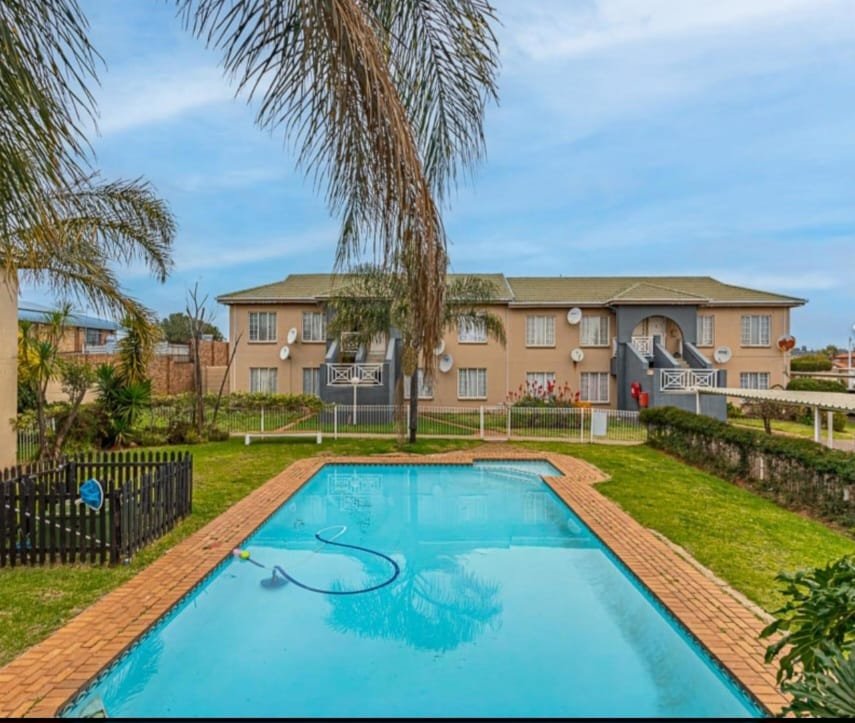 2 Bedroom Property for Sale in Norkem Park Gauteng