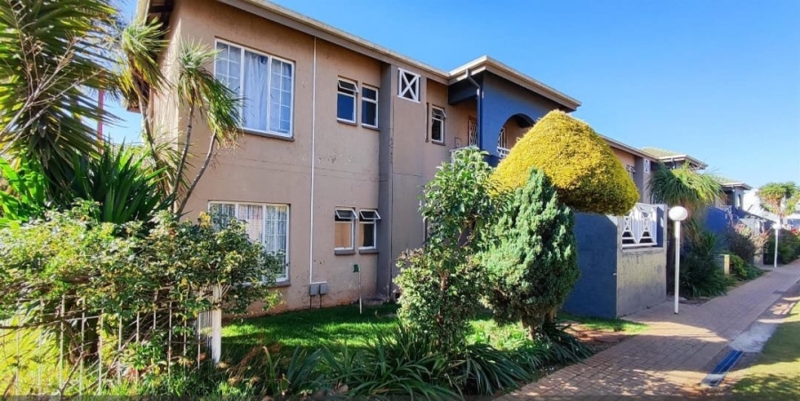 2 Bedroom Property for Sale in Norkem Park Gauteng