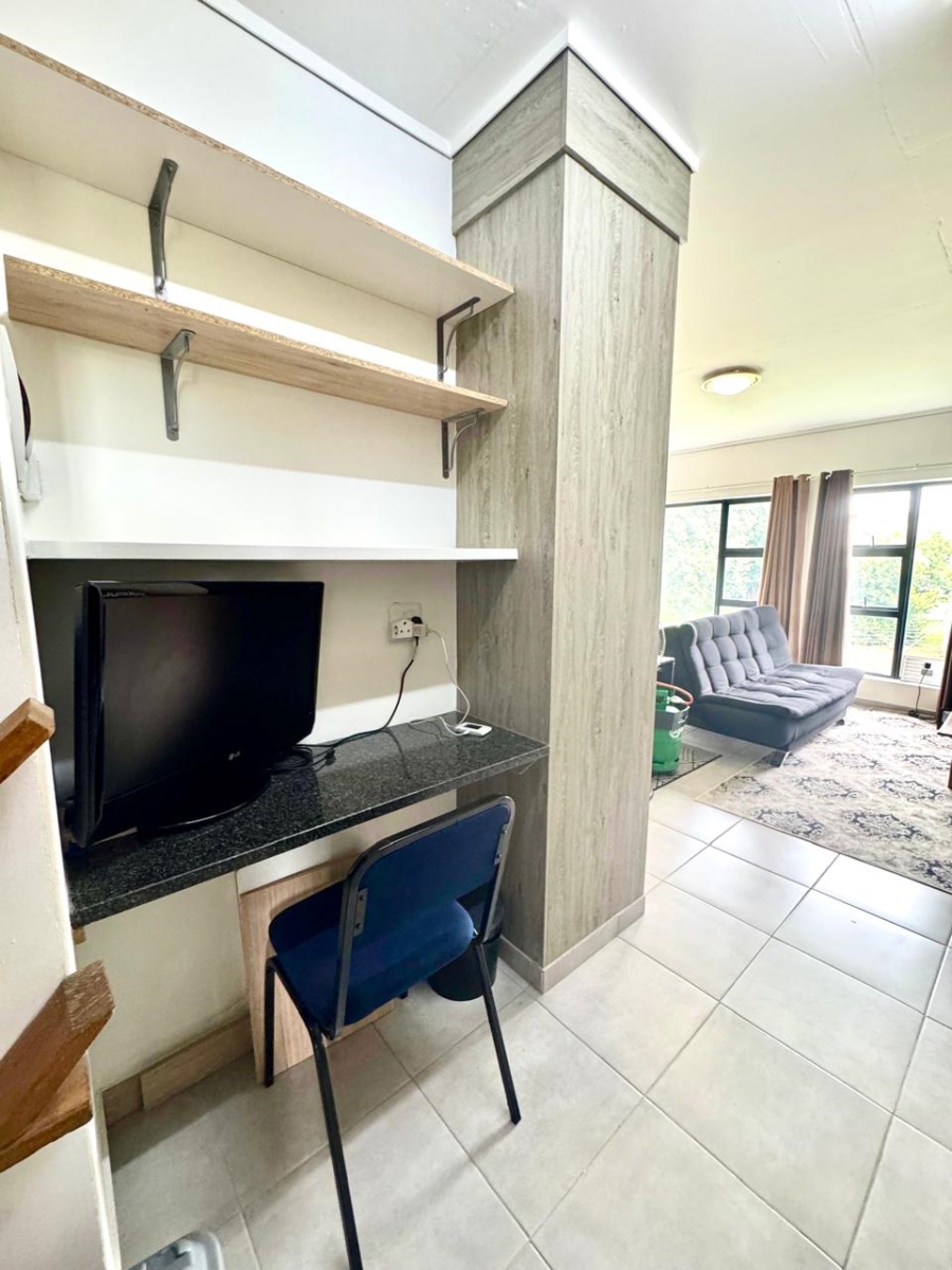 1 Bedroom Property for Sale in Zwartkop Golf Estate Gauteng