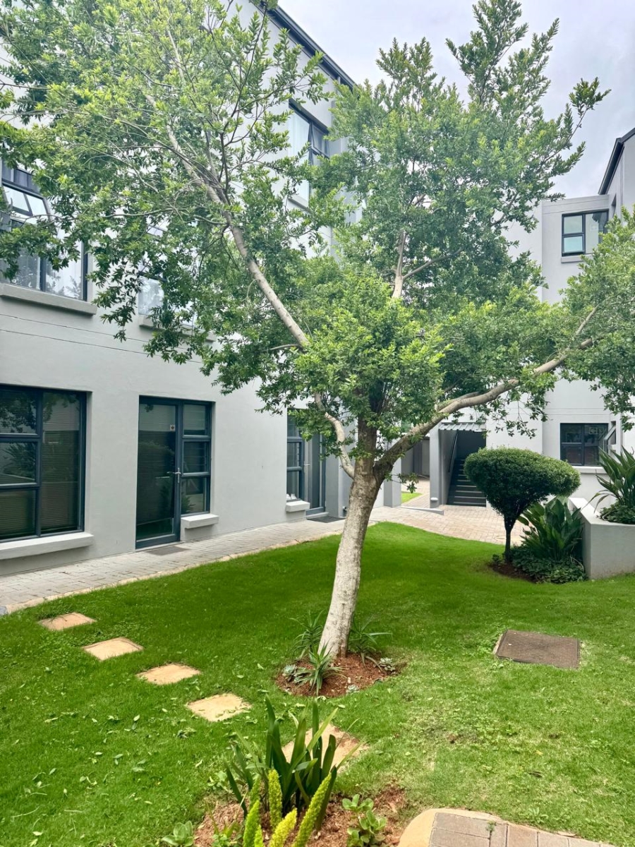 1 Bedroom Property for Sale in Zwartkop Golf Estate Gauteng
