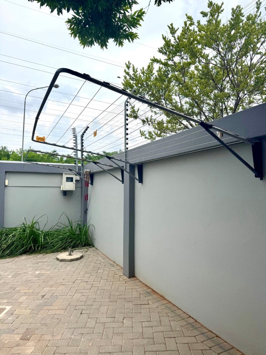 1 Bedroom Property for Sale in Zwartkop Golf Estate Gauteng