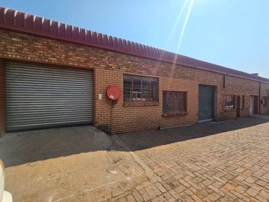 To Let Commercial Property for Rent in Sunderland Ridge Gauteng