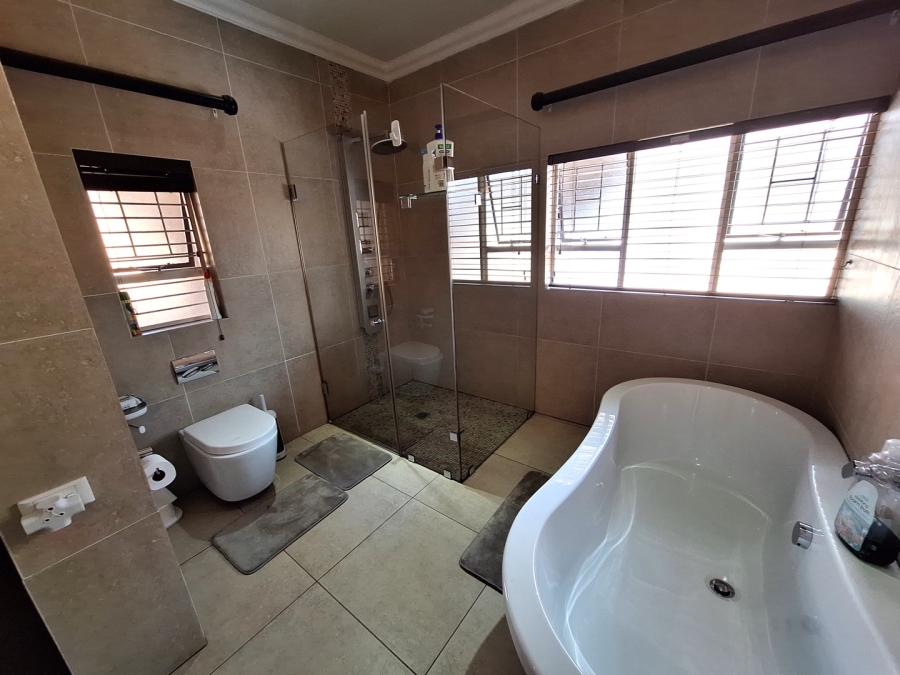 3 Bedroom Property for Sale in Wonderboom Gauteng