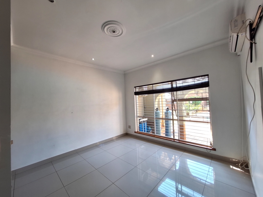 3 Bedroom Property for Sale in Wonderboom Gauteng