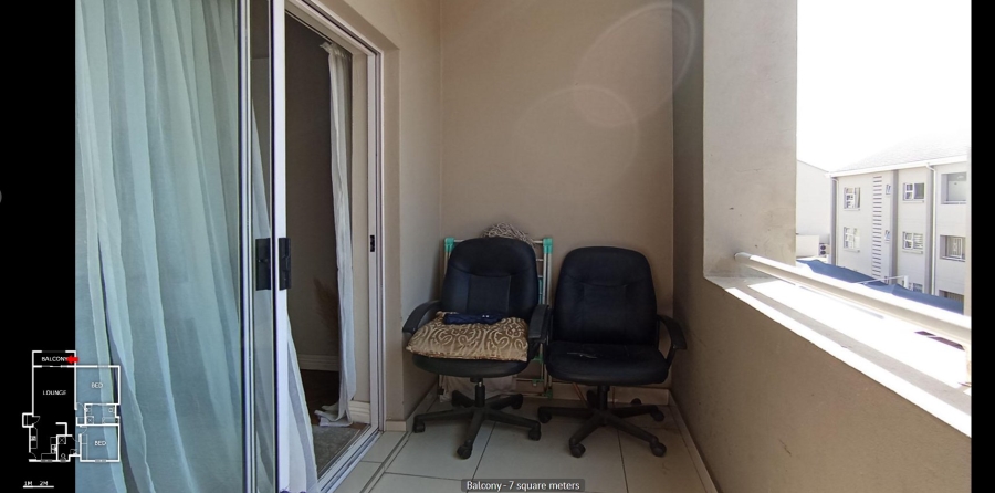 2 Bedroom Property for Sale in Blue Hills Gauteng