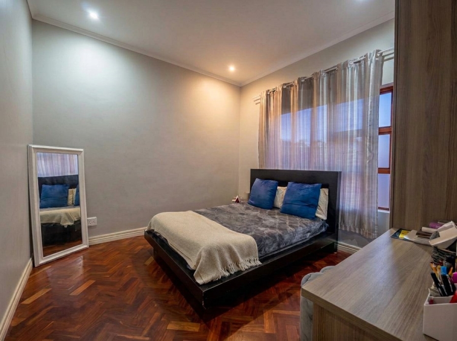2 Bedroom Property for Sale in Blue Hills Gauteng