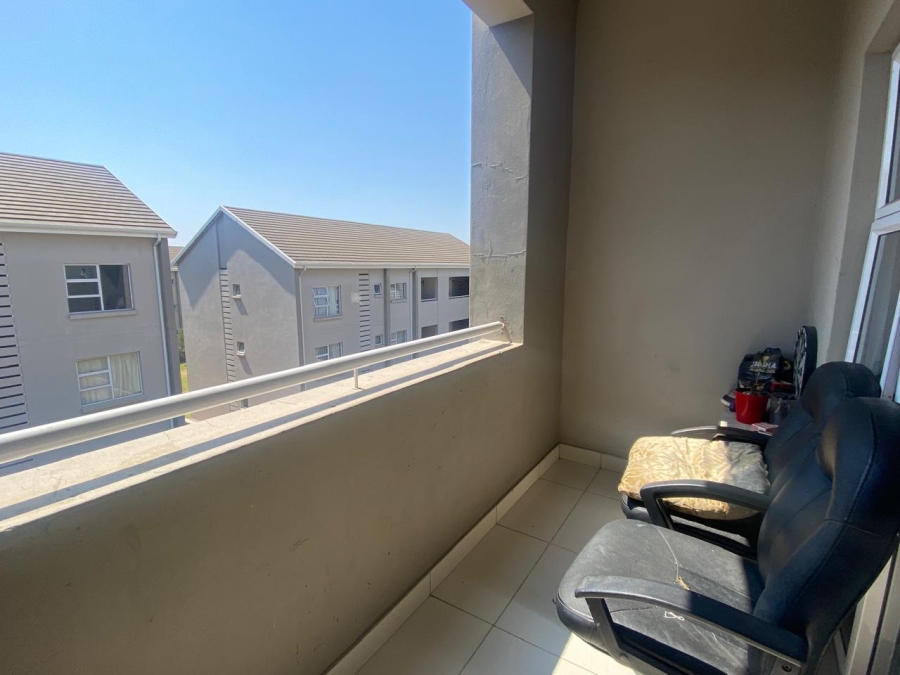 2 Bedroom Property for Sale in Blue Hills Gauteng