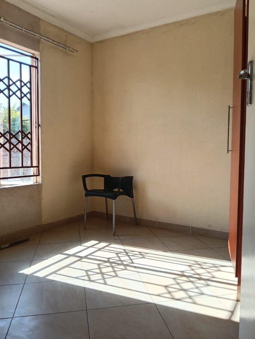 To Let 2 Bedroom Property for Rent in Rosslyn Gauteng