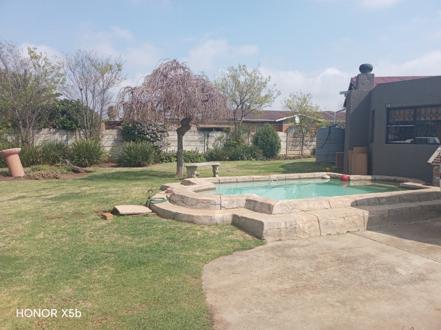 3 Bedroom Property for Sale in Van Dyk Park Gauteng