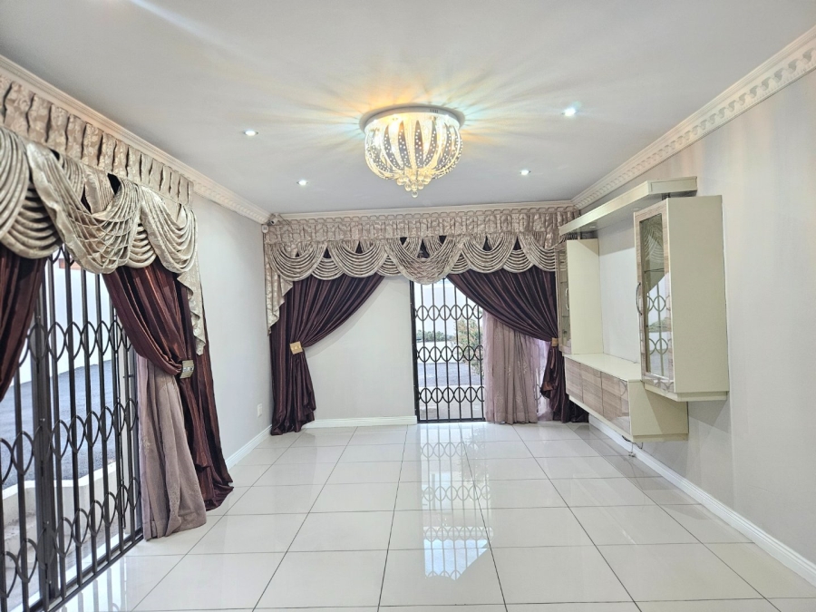 3 Bedroom Property for Sale in Sharonlea Gauteng