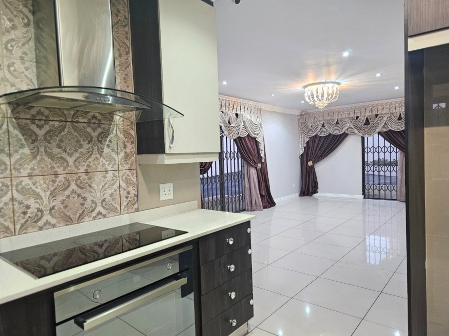 3 Bedroom Property for Sale in Sharonlea Gauteng