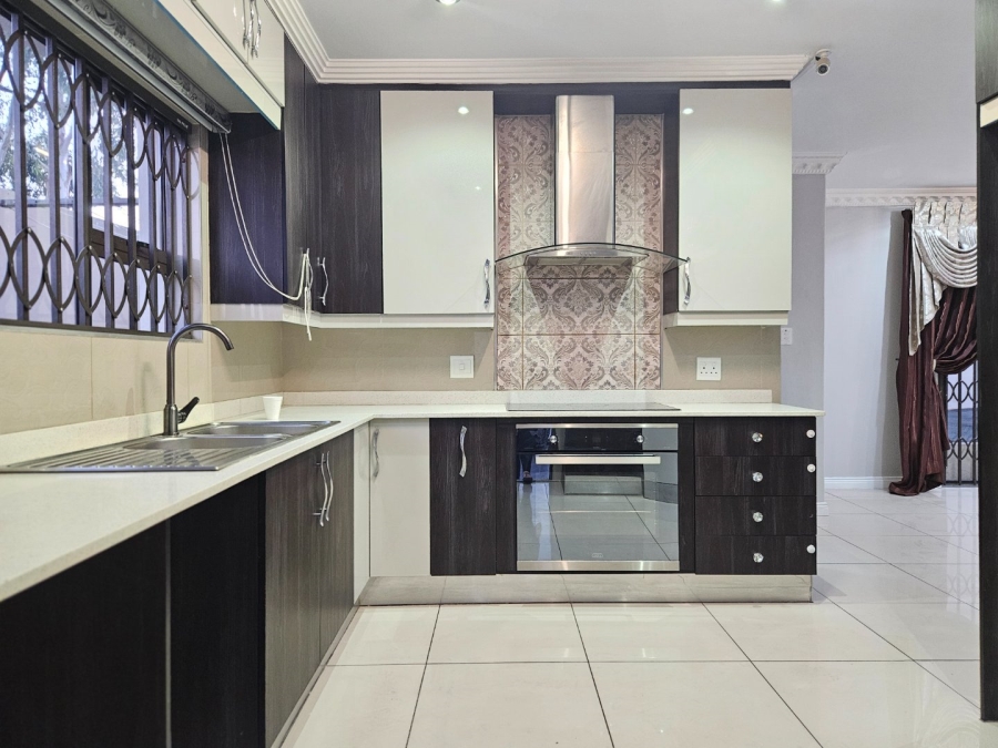 3 Bedroom Property for Sale in Sharonlea Gauteng