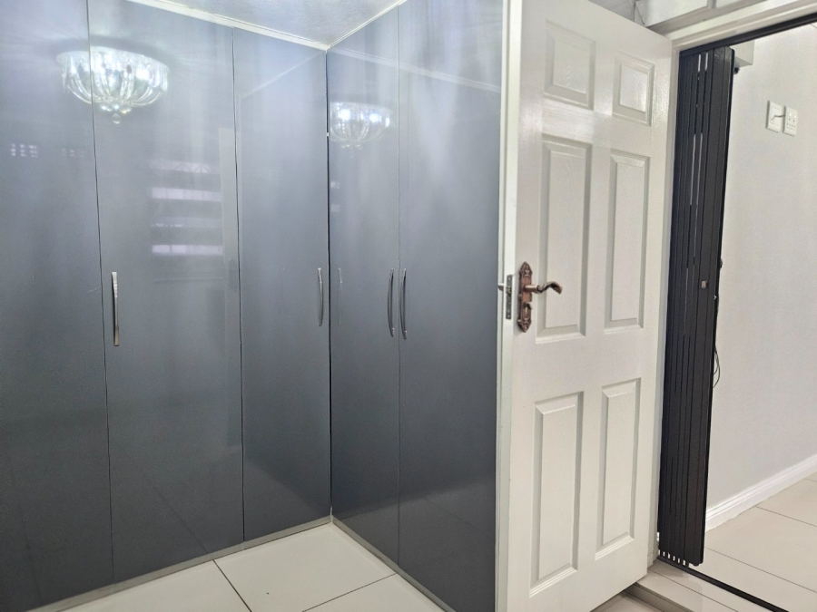 3 Bedroom Property for Sale in Sharonlea Gauteng