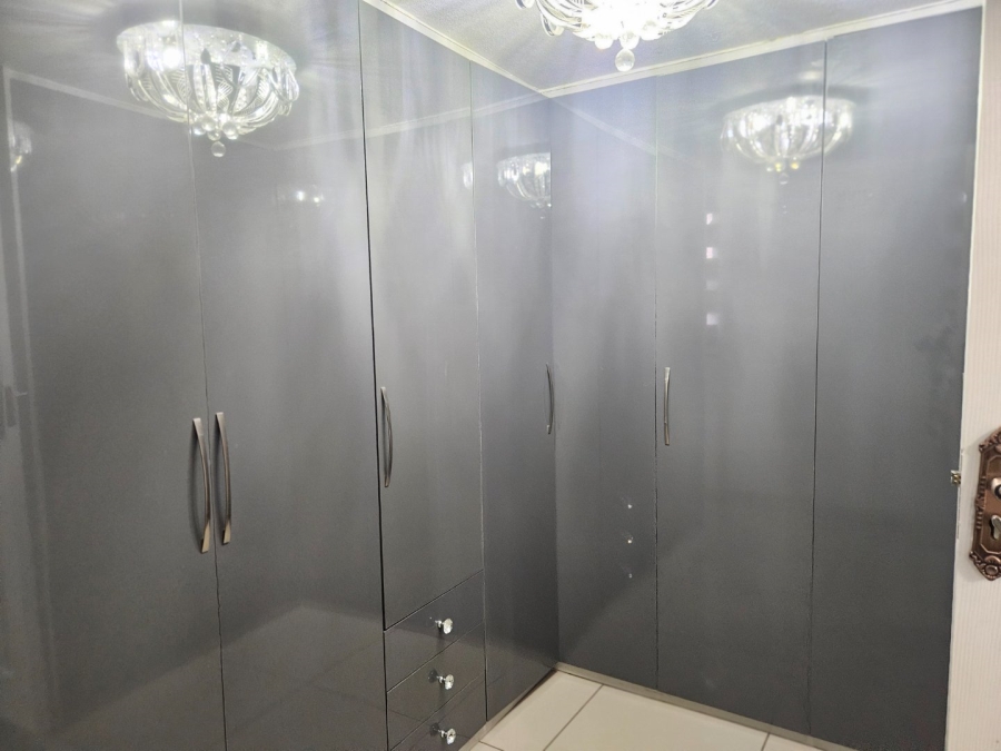 3 Bedroom Property for Sale in Sharonlea Gauteng