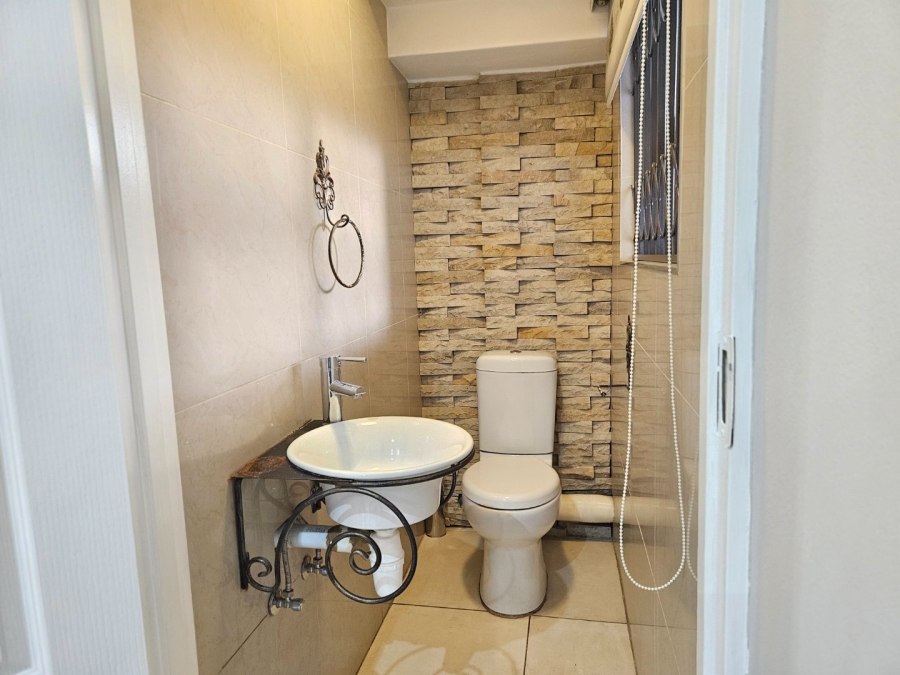 3 Bedroom Property for Sale in Sharonlea Gauteng
