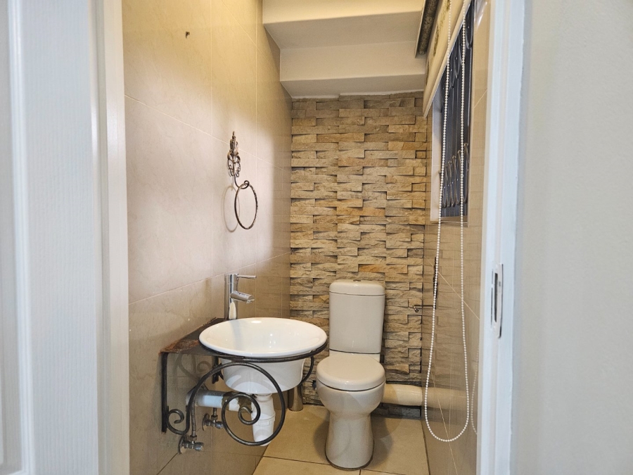 3 Bedroom Property for Sale in Sharonlea Gauteng