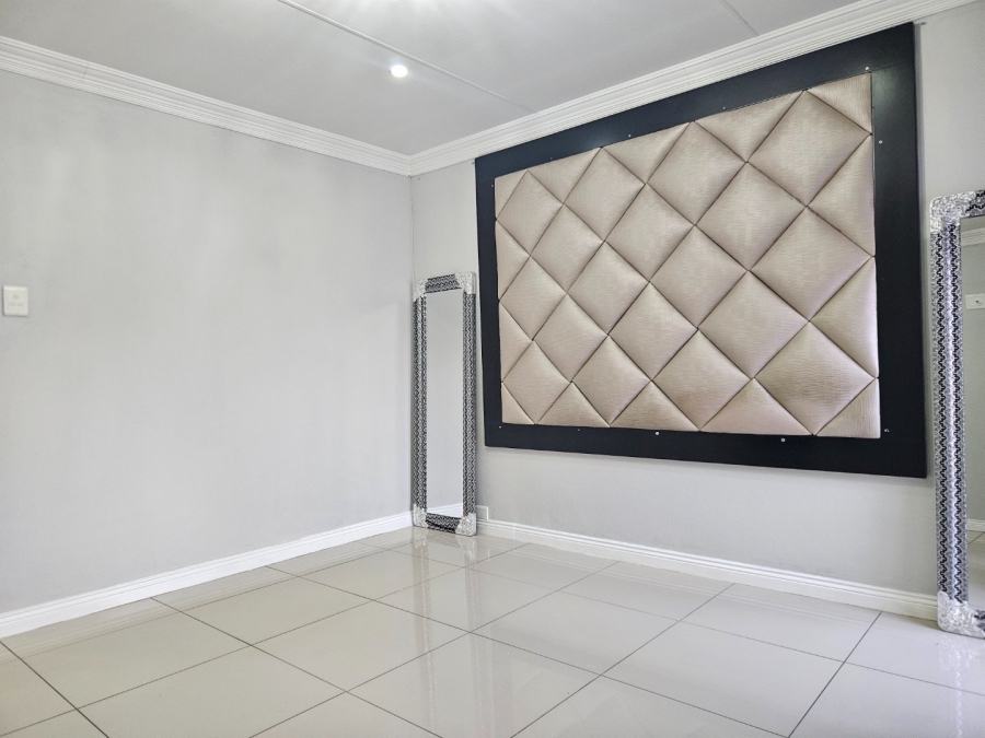 3 Bedroom Property for Sale in Sharonlea Gauteng