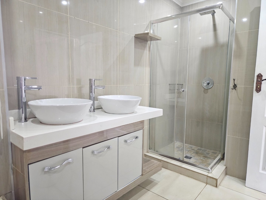 3 Bedroom Property for Sale in Sharonlea Gauteng