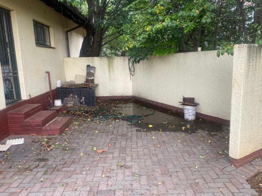 5 Bedroom Property for Sale in Olifantsfontein Gauteng