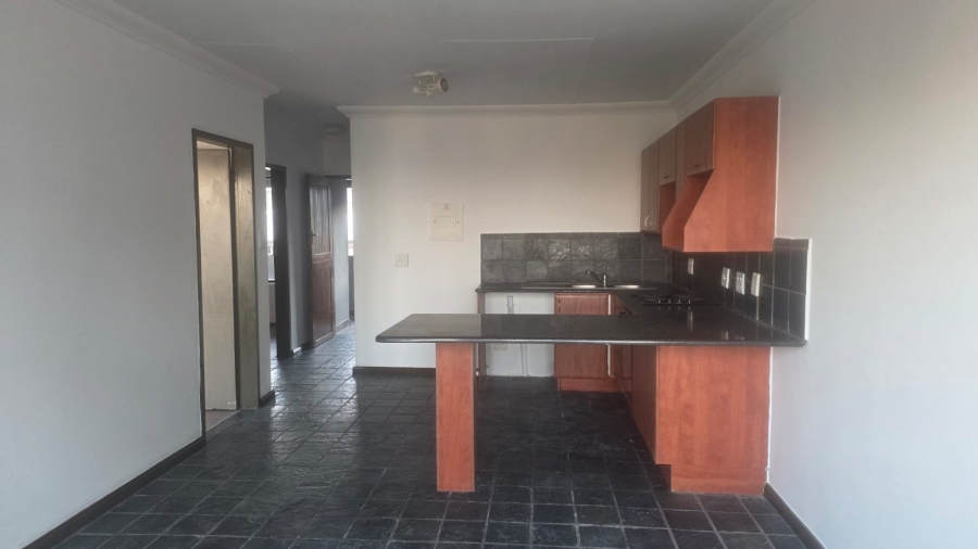To Let 2 Bedroom Property for Rent in Noordwyk Gauteng