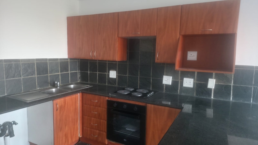 To Let 2 Bedroom Property for Rent in Noordwyk Gauteng
